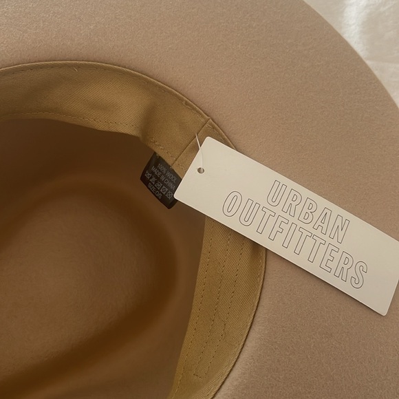 Urban Outfitters Wool Hat - Picture 3 of 4